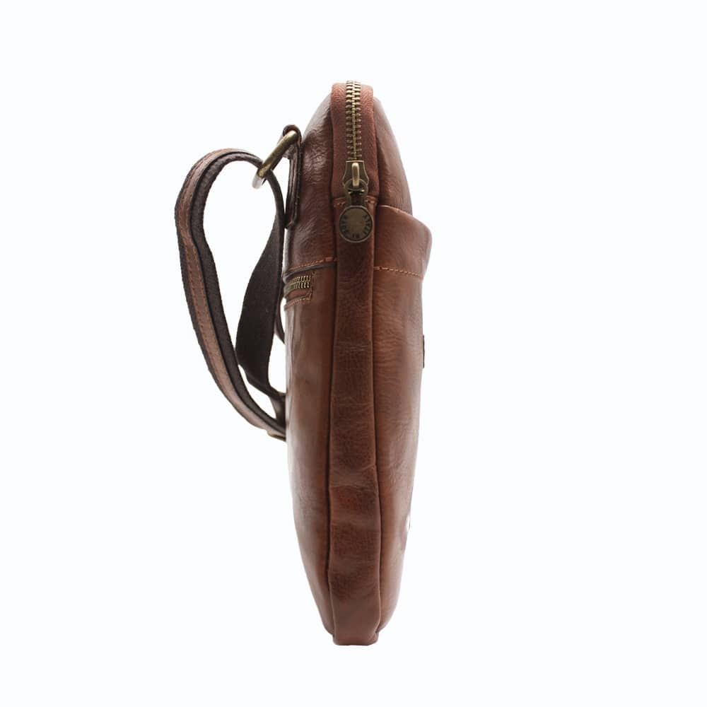 Men's Leather Shoulder Bag - Made in Italy -