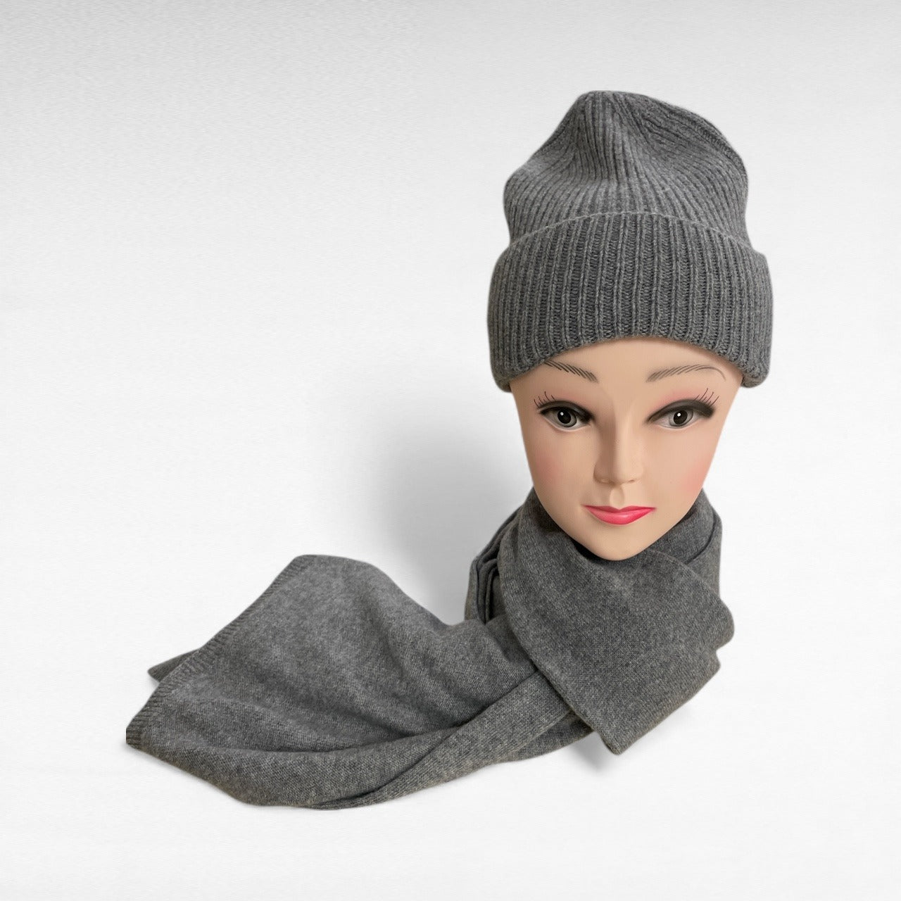 Completo sciarpa e cappello