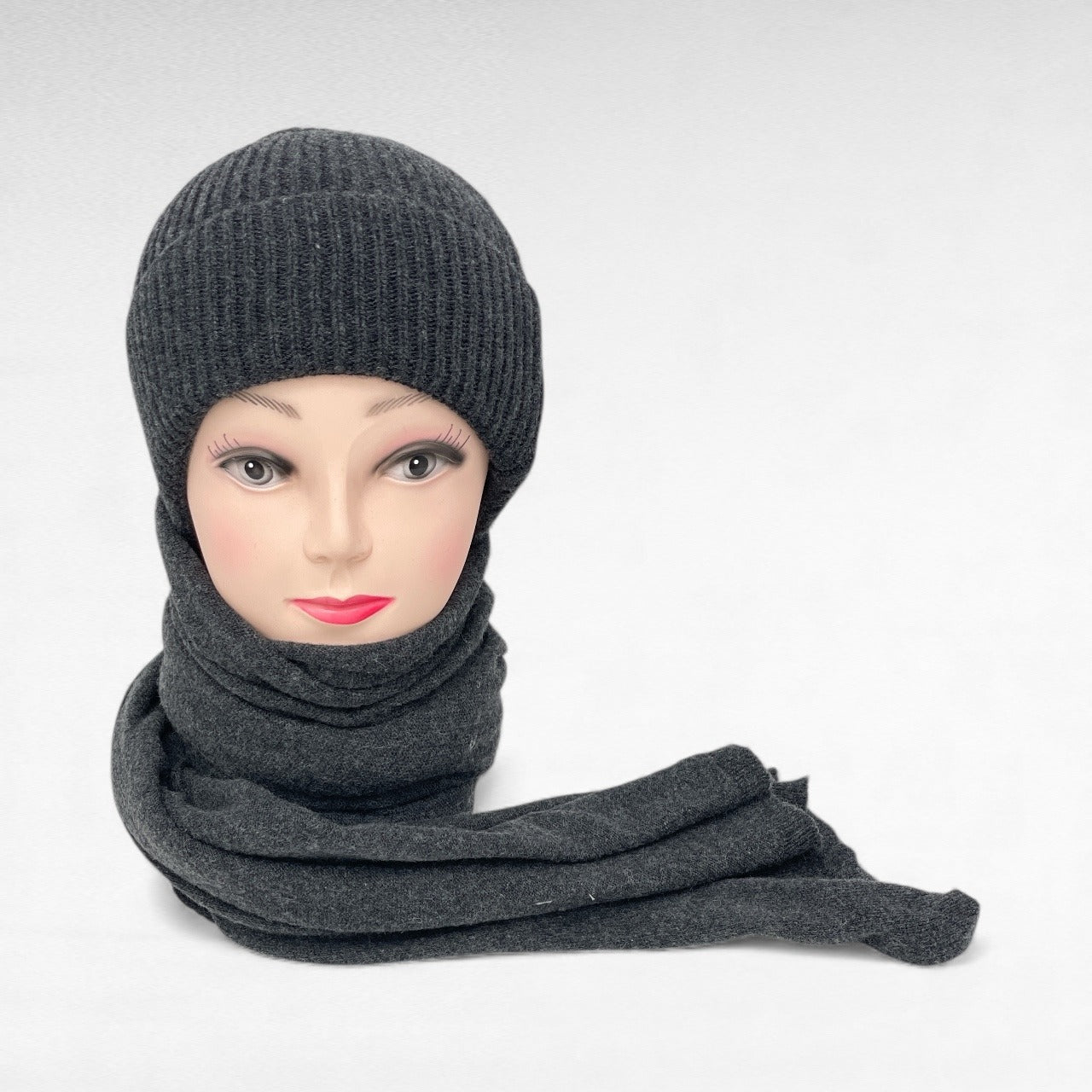 Completo sciarpa e cappello