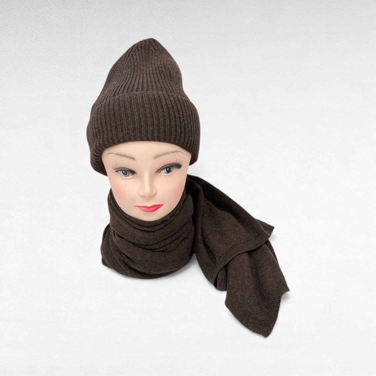 Completo sciarpa e cappello